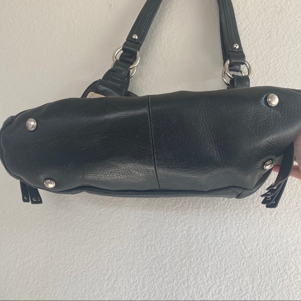 B. Makowsky Black Leather Shoulder Bag Cheetah - Picture 3 of 9